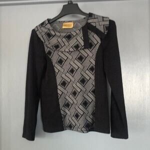 24K Womens Long Sleeve Size Small black white sweater collar pullover